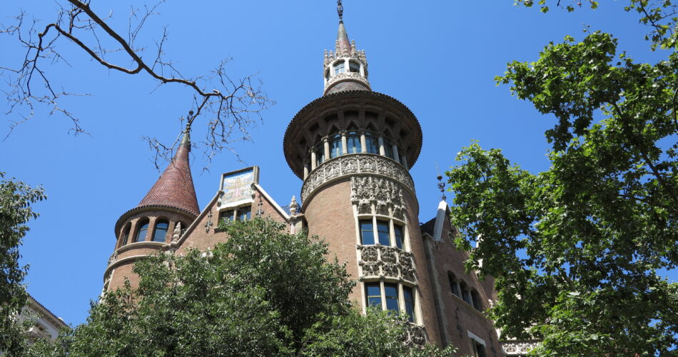 La Casa de les Punxes o casa Terrades a Barcelona